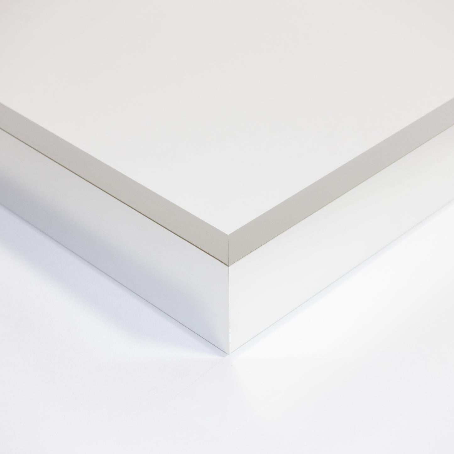 Silver Frame – Finish 01